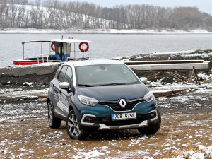 Fešák (nejen) pro dámy. Nový Captur zaujme vzhledem i jízdními vlastnostmi