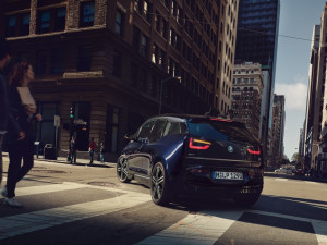 Nové, lepší, sportovnější BMW i3 s označením BMW i3s.