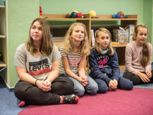 Vratislav Kulhánek v montessori škole Viva Bambini v Českých Budějovicích