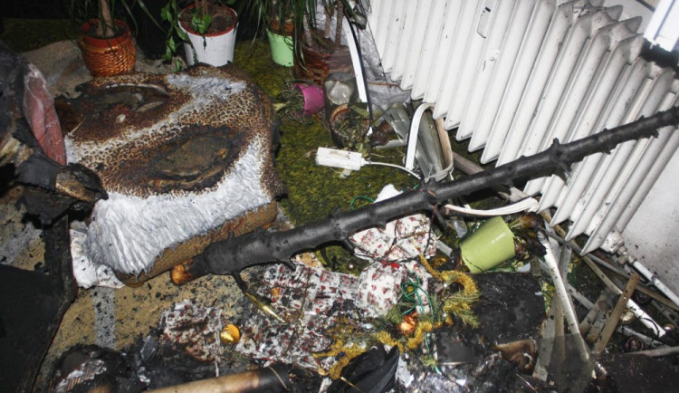 Štědrovečerní požár bytu v Pabláskově ulici v Českých Budějovicích.