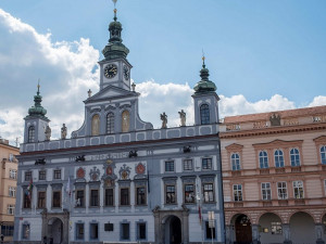 Poslední letošní pátek nebude na budějckém magistrátu úředním dnem. Ten se přesouvá na čtvrtek