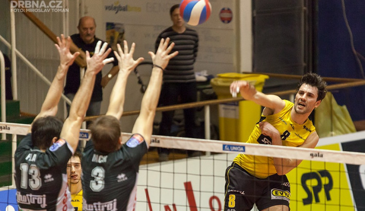 Jihostroj vítězně vykročil k postupu do semifinále Českého poháru! Brno zdolal 3:1