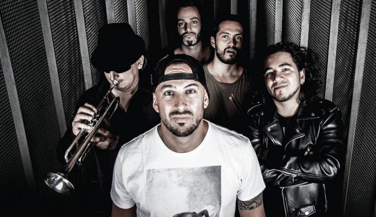 Mr. Loco & Věc Makropulos