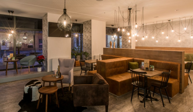Dallmayr café & bar přináší do Budějc kousek skandinávského stylu