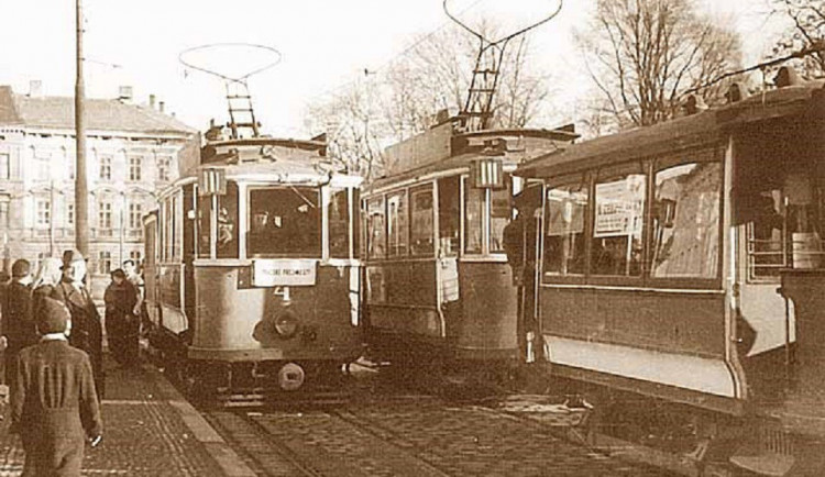 DRBNA HISTORIČKA: Jak to bylo s tramvajemi dál? Radnice elektrifikaci města obratně brzdila