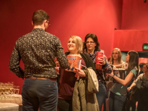 Skvělá nálada panovala v sále číslo jedna budějckého multikina CineStar ve Čtyřech Dvorech, kde se odehrávala jedna z dalších Dámských jízd.