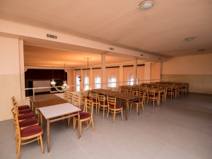 Město České Budějovice hodlá Dům kultury Slavie v Českých Budějovicích přenechat na patnáct let zájemci, který ho opraví a bude provozovat.