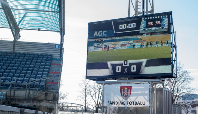 Nová LED obrazovka na fotbalovém stadionu na Střeleckém ostrově v Českých Budějovicích.