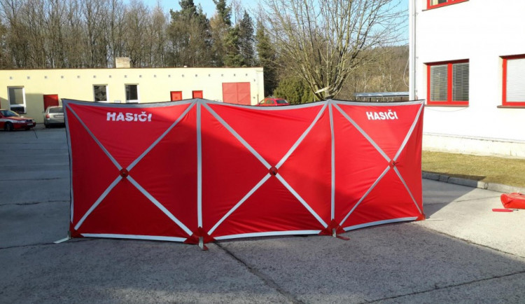 Jihočeští hasiči mají nově nehodové clony