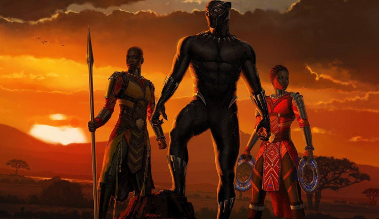RECENZE: Superhrdinský film vyčnívající z žánru. Black Panther je marvelovský Lví král