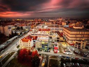 IGY centrum je dokončené.