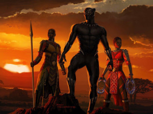 RECENZE: Superhrdinský film vyčnívající z žánru. Black Panther je marvelovský Lví král