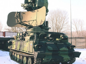 Řídící a naváděcí radiolokátor SURN CZ.