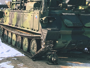 Řídící a naváděcí radiolokátor SURN CZ - detail.