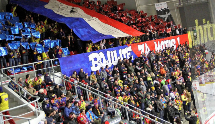 Fanouškovská základna Motoru je obrovská.