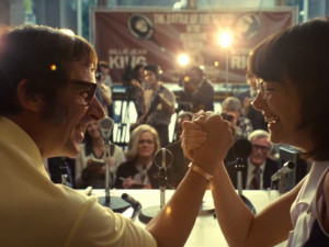 TRAILER TÝDNE: Jak tenistka Billie Jean King porazila Bobbyho Riggse aneb Souboj pohlaví