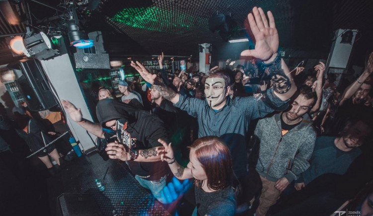 Zlomené beaty ovládnou českobudějovický klub K2, kde vypukne další XL edice drum&bassového šílenství Toxymoron už zítra, v pátek 16. března.