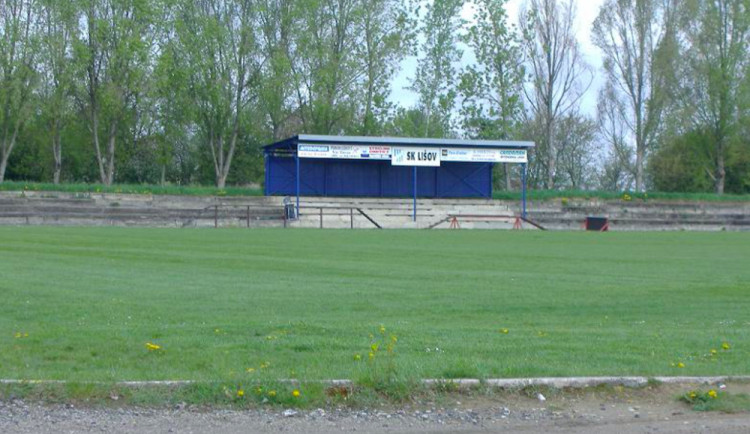 Současné hřiště v Lišově.