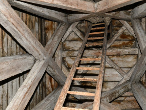 Z podzemí do nebes