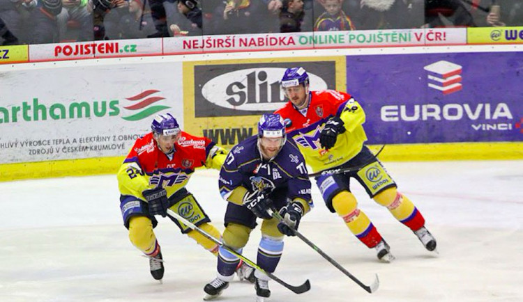 Jihočeši to měli na kladenském ledě opravdu těžké.