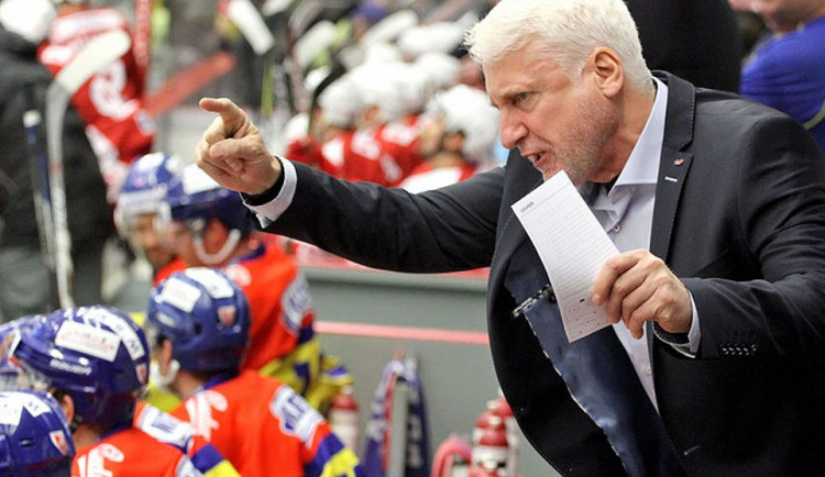 Trenér hokejistů ČEZ Motor České Budějovice Marian Jelínek.