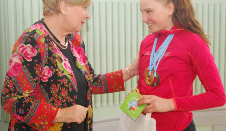 Mladé olympioniky ocenila hejtmanka. Gratulovala ale i rodičům a trenérům