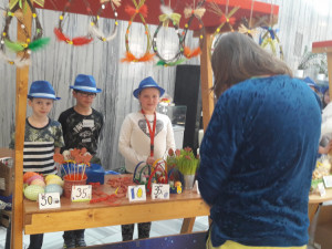 Jihočeské děti využily blížících se Velikonoc a zkusily si obchodovat.