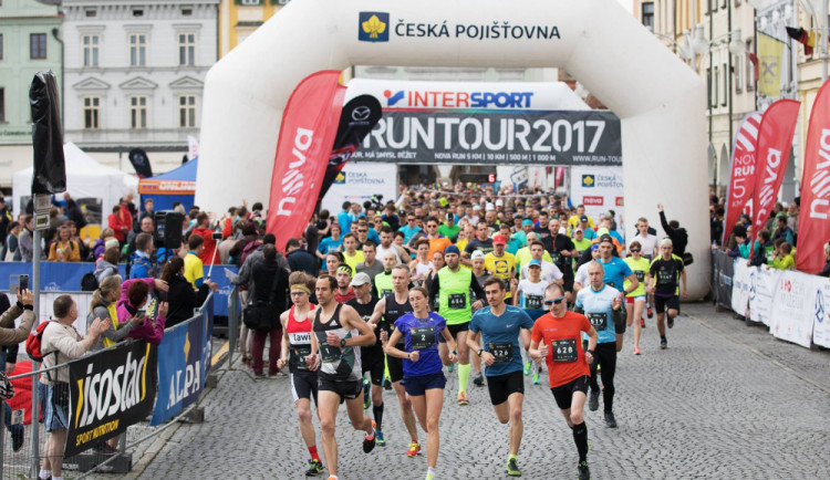 SOUTĚŽ: RunTour zahájí v Budějcích běžeckou sezonu. Máte už své startovní číslo?