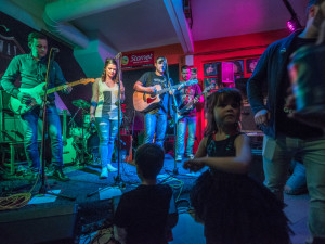 Budějcká kapela The Greens pokřtila v  Highway 61Jazz & Blues Clubu svou první desku s názvem Prostor.