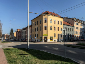 Budějckou křižovatku Jírovcovy a Pekárenské čeká rekonstrukce. Konečně se dočká semaforů