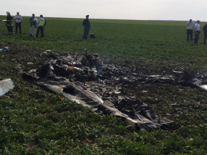 Dva lidé zahynuli při pádu malého letadla u Veselí nad Lužnicí.