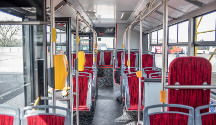 ANKETA: Dopravní podnik koupil nové autobusy na stlačený zemní plyn za téměř 173 milionů