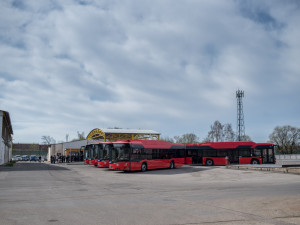 Nová flotila vozů dopravního podniku.