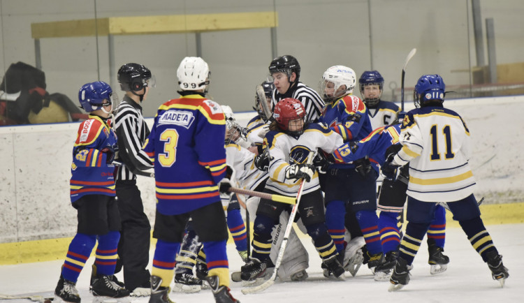 Hokejové centrum Pouzar je dějištěm turnaje Jiřího Novotného.