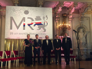 Manažerem roku je mladý Jihočech. Na Pražském hradě převzal cenu za inovace a baterie