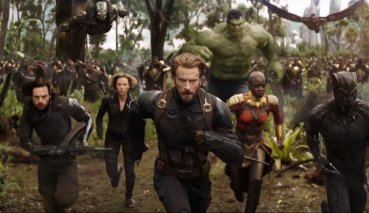 FILMOVÉ PREMIÉRY: Vrací se Avengers a svedou nekonečný boj. Doplní je dvě komedie