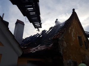 V Rooseveltově ulici v Českém Krumlově hořelo.