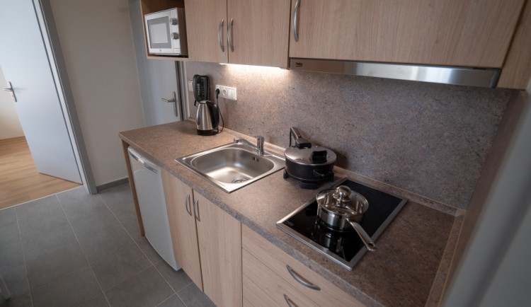 Hledáte práci s ubytováním v jižních Čechách? Tak neváhejte a přidejte se do týmu Vodňanského kuřete