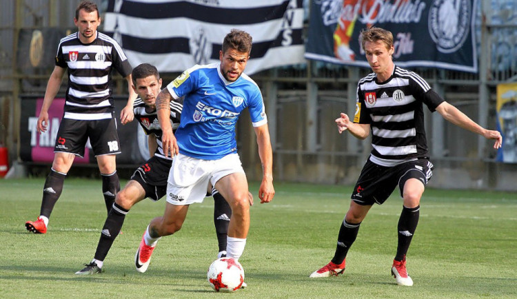 Derby s Táborskem vítěze nenašlo. Dynamo remizovalo