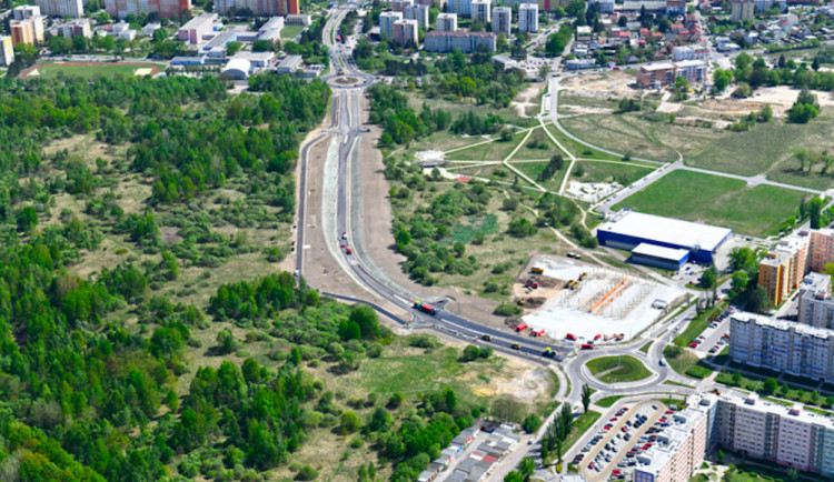 Tak jsme se dočkali – Strakonická silnice a ulice Milady Horákové se konečně propojí.