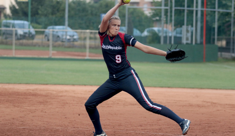 Softbalistku Peckovou povolali zpět do profesionální ligy na Tchaj-wanu