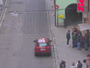 VIDEO: Budějčtí kriminalisté pátrali po svědcích incidentu, při kterém byl těžce zraněn muž