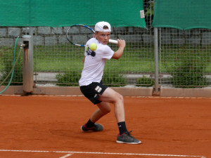 V letošní sezoně reprezentuje budějcký tenisový klub LTC Tonstav – Service v soutěžích šest týmů.