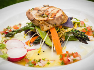 Do Budějc míří největší gurmánský festival dobrého jídla a pití. Bude plný kuchařských es.