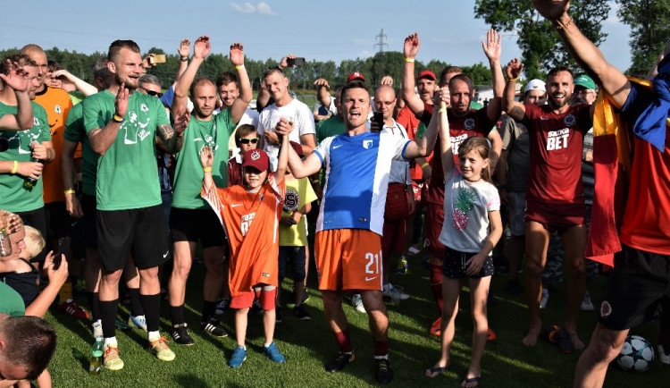 U povedeného loučení Davida Lafaty byly i obě jeho děti.