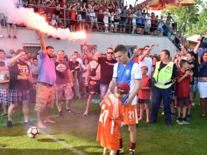 Do Olešníku se sjeli fanoušci Sparty z celé republiky.