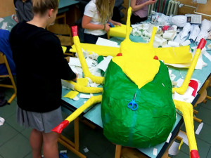 Květinová slavnost se uskuteční 20. června z ZŠ Dukelská v Českých Budějovicích.