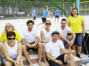 Benefice pro Bazalku v plážovém volejbale.