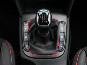 Malé SUV od Hyundaie přesvědčilo po všech stránkách. Kona se o nedostatek zájemců bát nemusí.