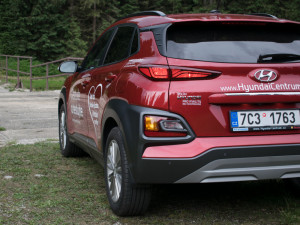 Malé SUV od Hyundaie přesvědčilo po všech stránkách. Kona se o nedostatek zájemců bát nemusí.